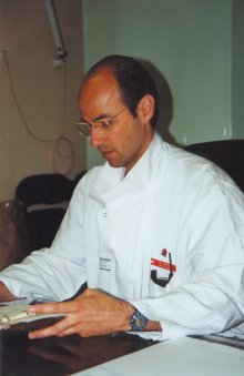 Dr. Patrick  Knipper